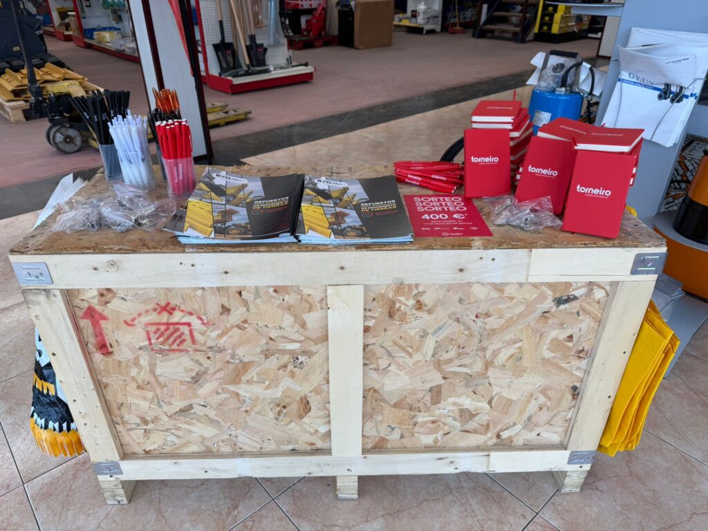 Recepción inauguración Punto BYG Plus`+