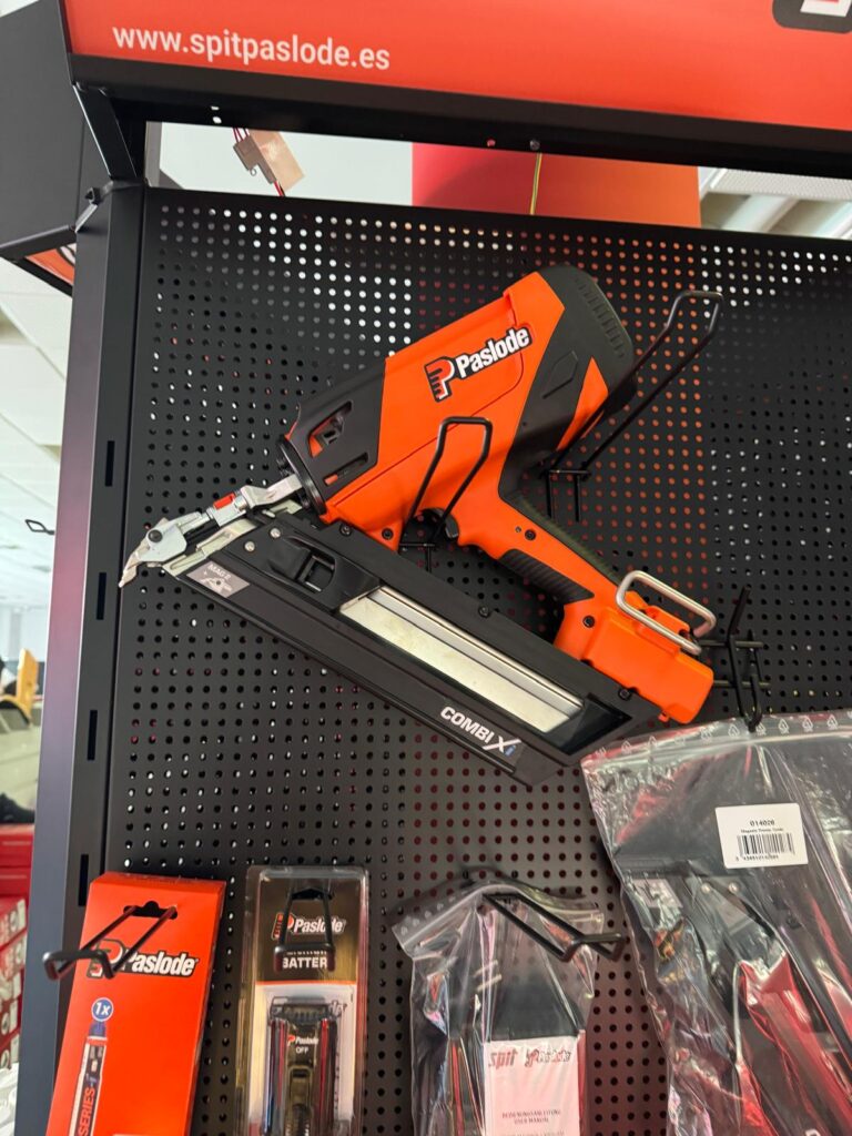 Clavadora Paslode Combi Xi 